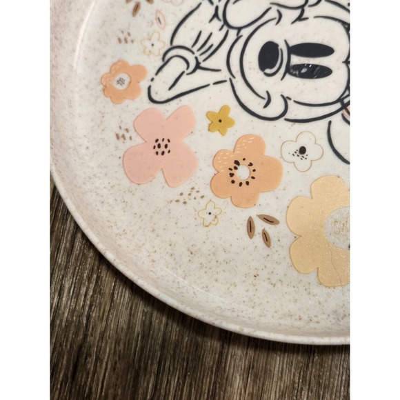 Disney Minnie Mouse Kids Plate Set of 4 Plates Corn Husk Children Toddler Mickey - Picture 6 of 9